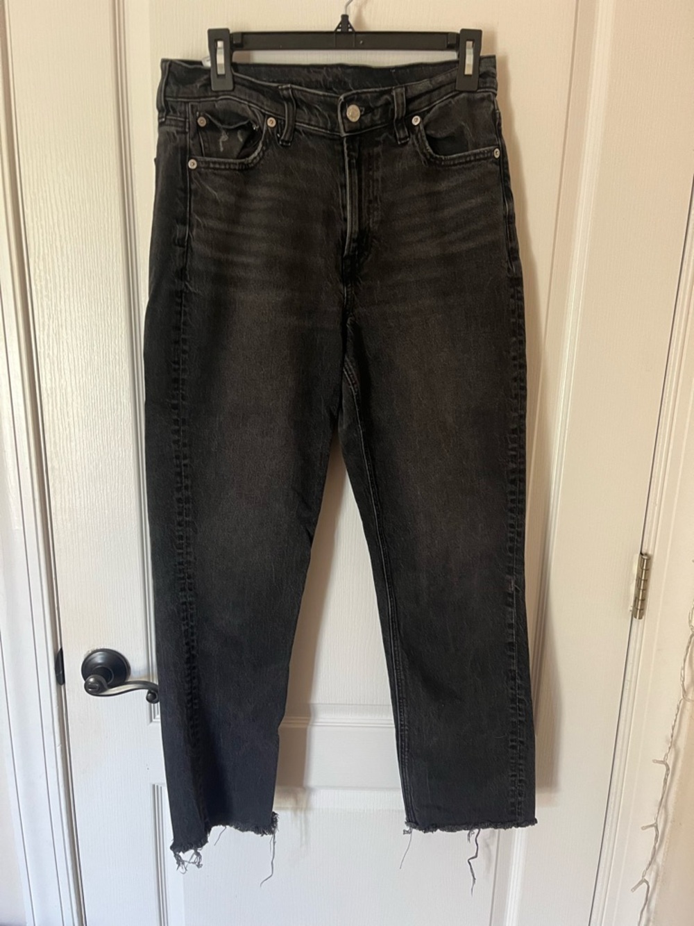 American Eagle Outfitters Black High-Rise Cropped Straight Jeans